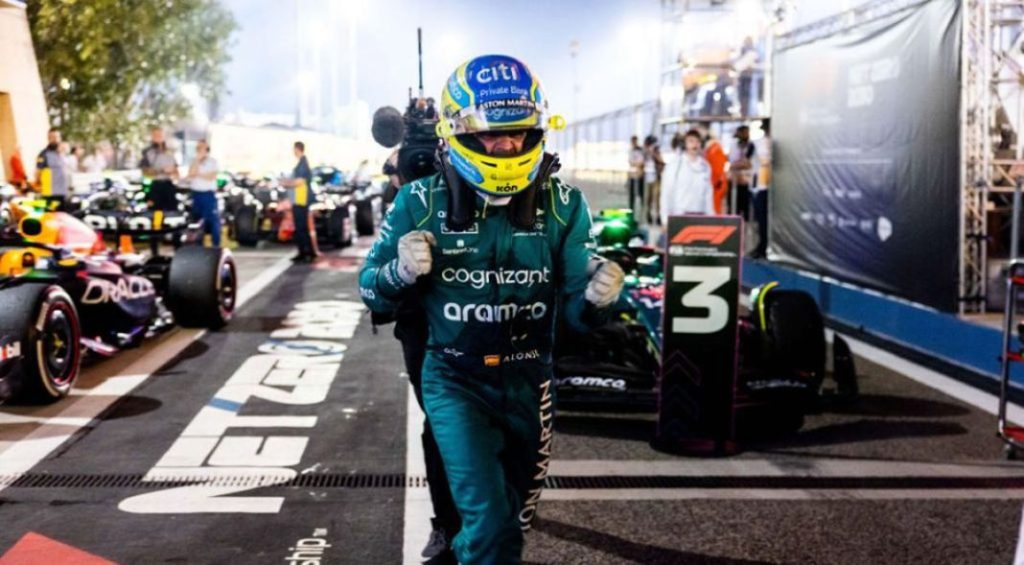 2023 Fernando Alonso Aston Martin. Imagen portada.