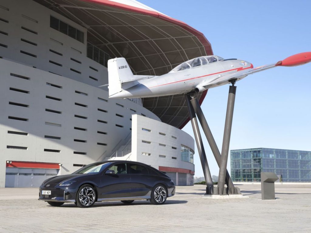 Probamos el Hyundai Ioniq 6, vanguardia absoluta 14 Motor16 Hyundai IONIQ 6 exterior 10 Motor16