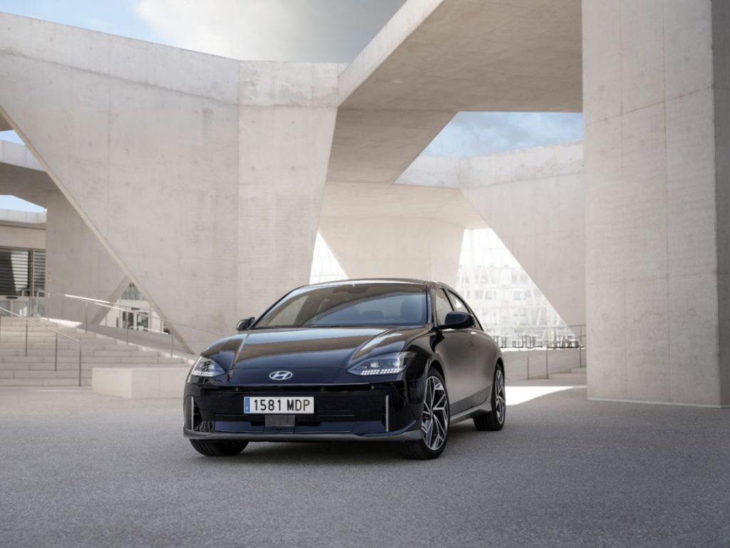 Probamos el Hyundai Ioniq 6, vanguardia absoluta 17 Motor16 Hyundai IONIQ 6 exterior 13 Motor16