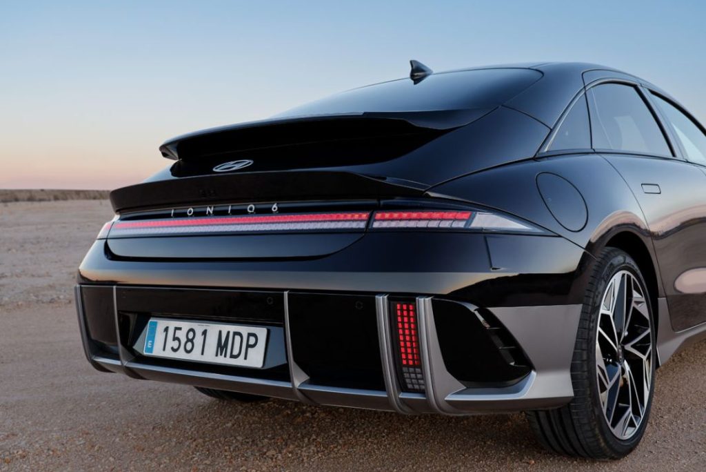 Probamos el Hyundai Ioniq 6, vanguardia absoluta 24 Motor16 Hyundai IONIQ 6 exterior 20 Motor16