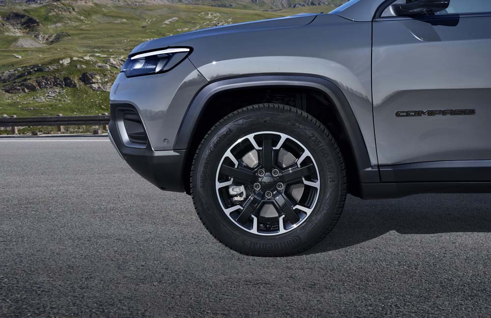 Jeep Compass y Renegade. Así son sus ediciones especiales 12 Motor16 Jeep Compass Upland 5 Motor16