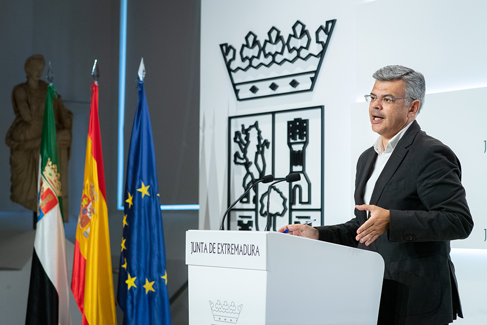 La gigafactoría de baterías de Envision creará 800 empleos 2 Motor16 Juan Antonio Gonzalez portavoz Junta Motor16
