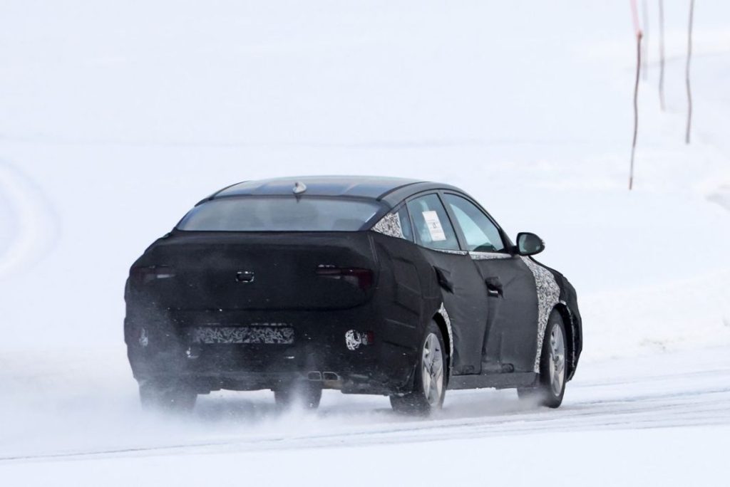 El nuevo Kia Rio Sedán está en marcha 16 Motor16 Kia Rio sedan 14 Motor16