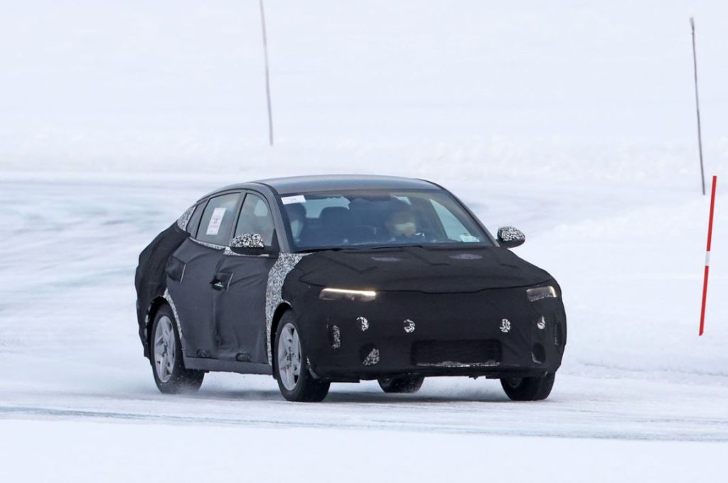 El nuevo Kia Rio Sedán está en marcha 5 Motor16 Kia Rio sedan 3 Motor16