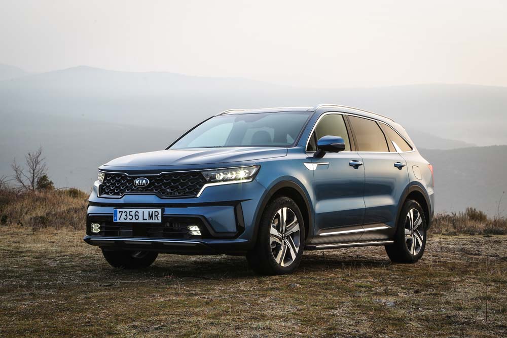 Dacia Jogger Hybrid 7 plazas. Asusta el precio de sus 'rivales' o alternativas 3 Motor16 Kia Sorento