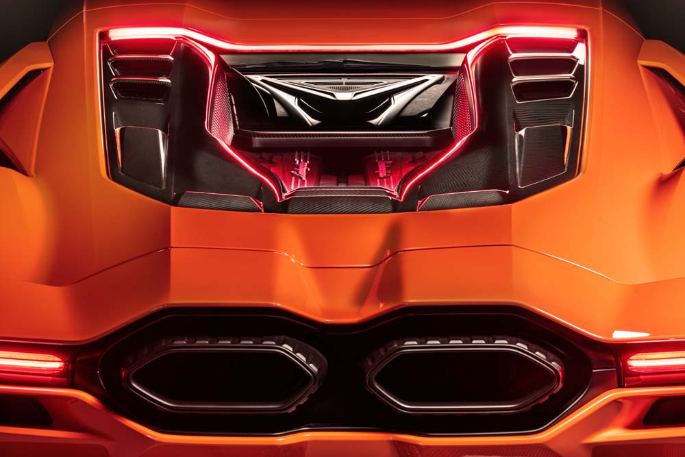 Así es el Lamborghini Revuelto: híbrido enchufable, V12 y 1.015 CV 31 Motor16 Lamborghini Revuelto 23 Motor16