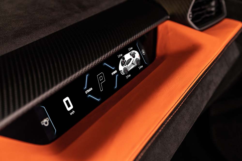 Así es el Lamborghini Revuelto: híbrido enchufable, V12 y 1.015 CV 15 Motor16 Lamborghini Revuelto 7 Motor16