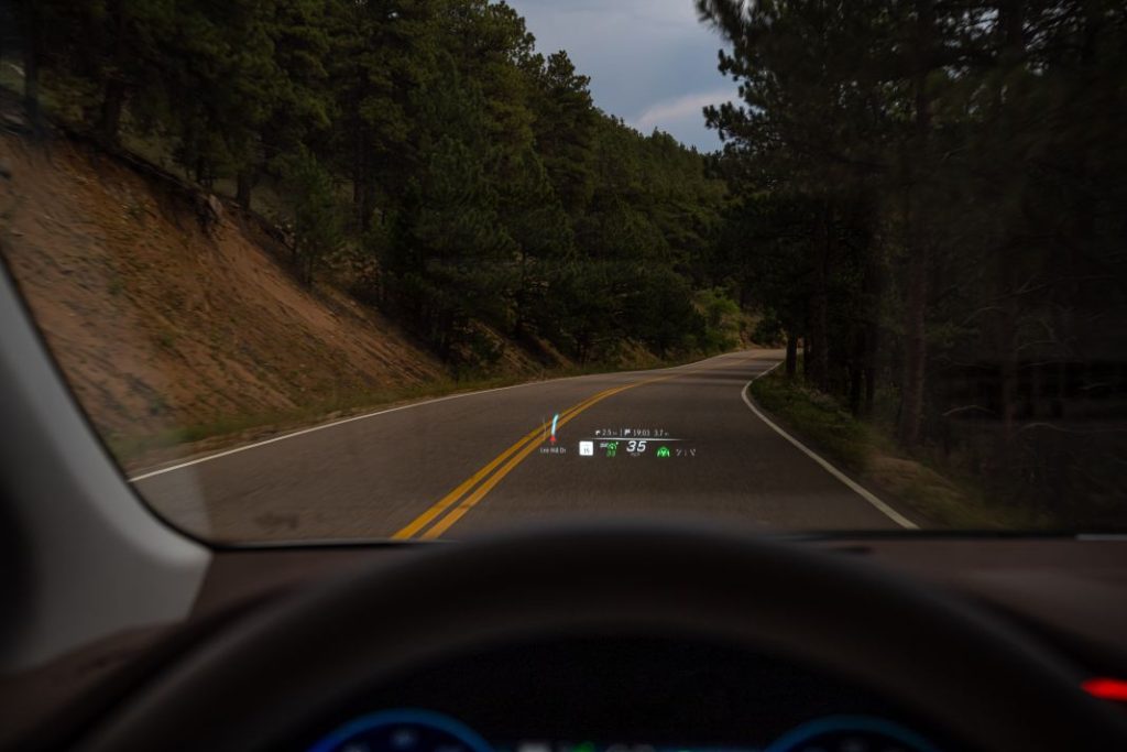 Primera prueba del Mercedes EQS SUV: Un eléctrico de talla XXL en prestaciones, autonomía… y precio 11 Motor16 Mercedes Benz EQS SUV prueba 4 Motor16