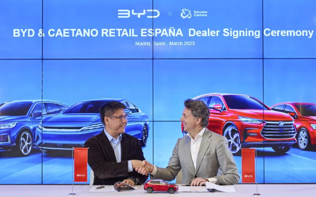 La marca china de eléctricos BYD desembarca en España 4 Motor16 MichaelShuyPauloPereira Motor16
