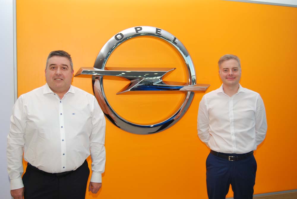 Opel debuta en el Campeonato de España de carreras más 'limpias' 1 Motor16 Opel