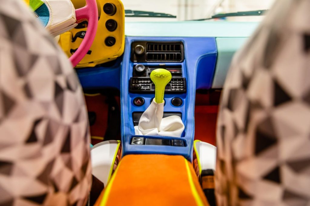 Multicolor: así es el último Porsche Art Car 12 Motor16 Porsche Art Car Okuda San Miguel10 Motor16