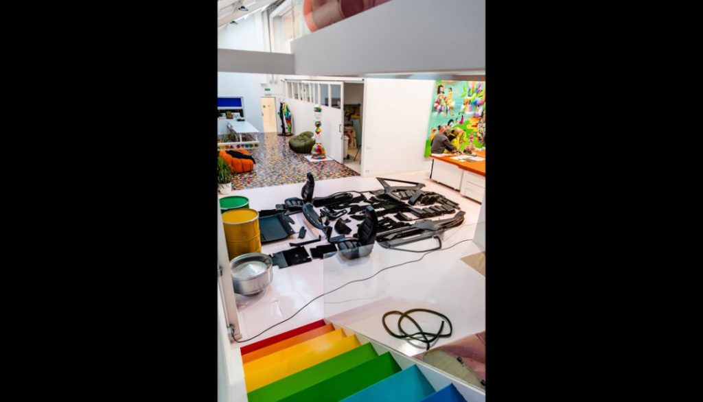 Multicolor: así es el último Porsche Art Car 21 Motor16 Porsche Art Car Okuda San Miguel19 Motor16