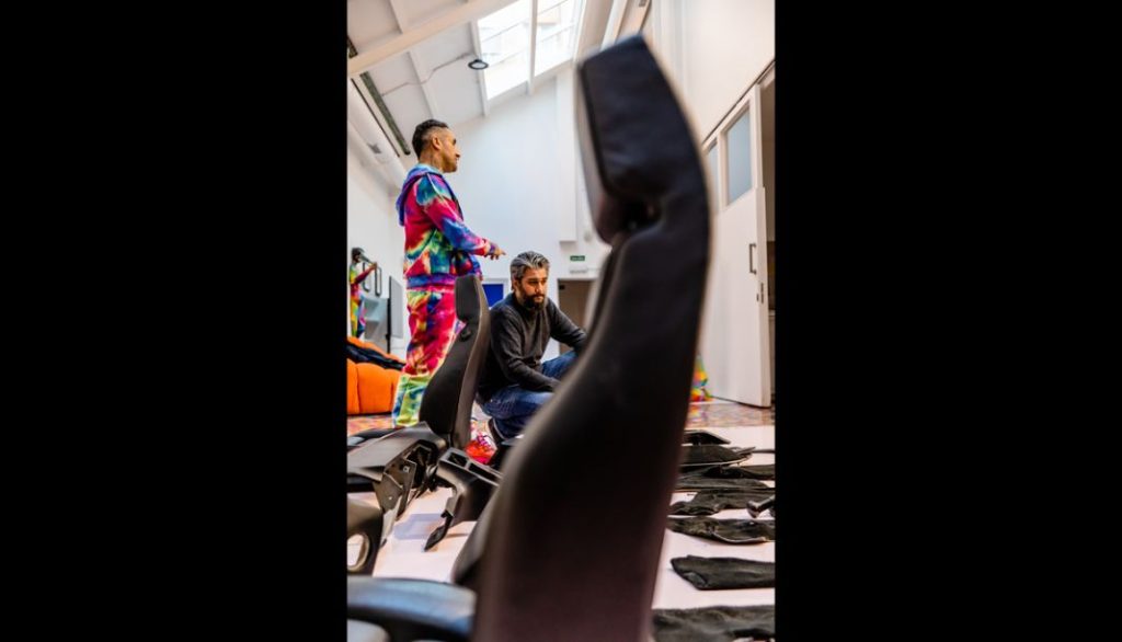 Multicolor: así es el último Porsche Art Car 22 Motor16 Porsche Art Car Okuda San Miguel20 Motor16