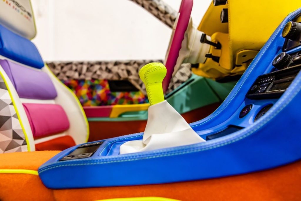 Multicolor: así es el último Porsche Art Car 8 Motor16 Porsche Art Car Okuda San Miguel6 Motor16