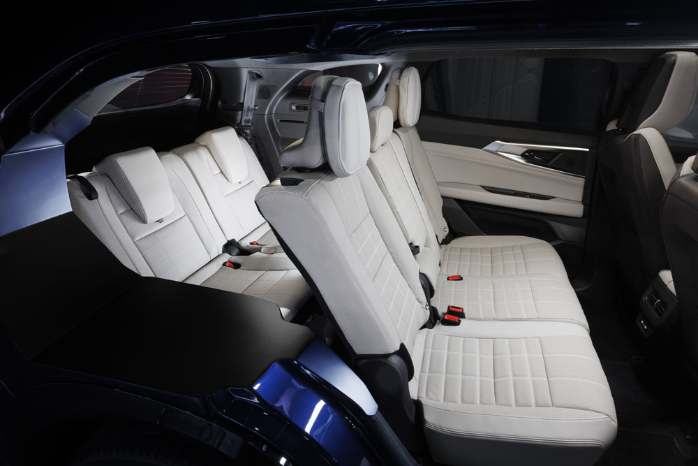 2023 Renault Espace. Imagen asientos traseros.