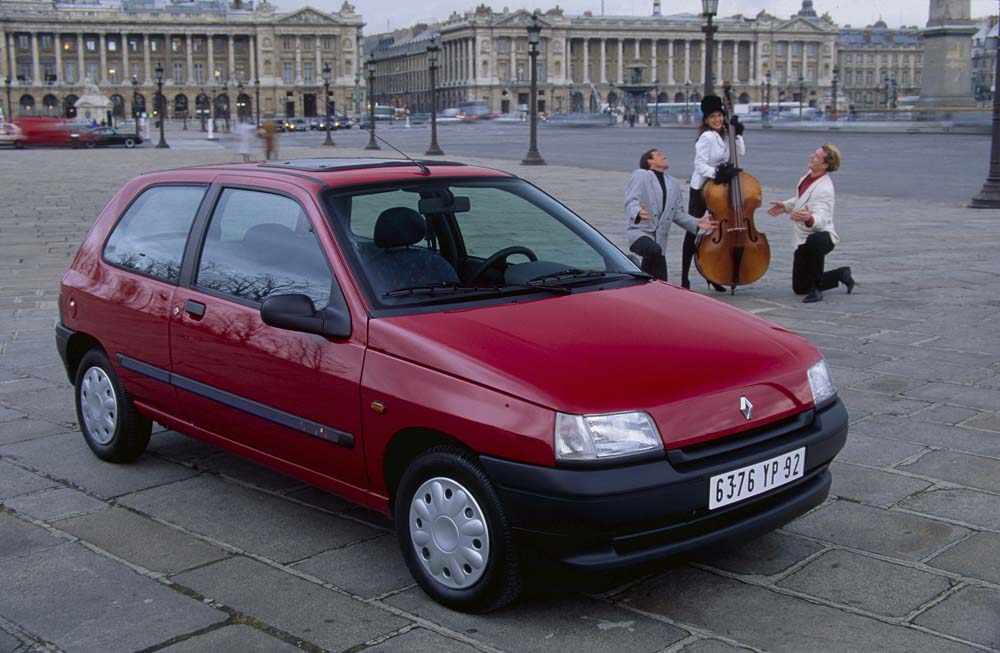 El coche francés más vendido de todos los tiempos se renueva. Es un Renault 16 Motor16 Renault Clio 11 Motor16