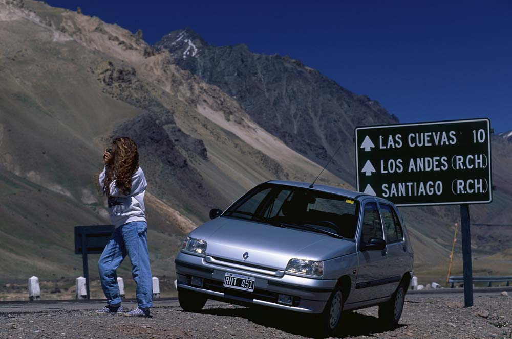 El coche francés más vendido de todos los tiempos se renueva. Es un Renault 26 Motor16 Renault Clio 21 Motor16