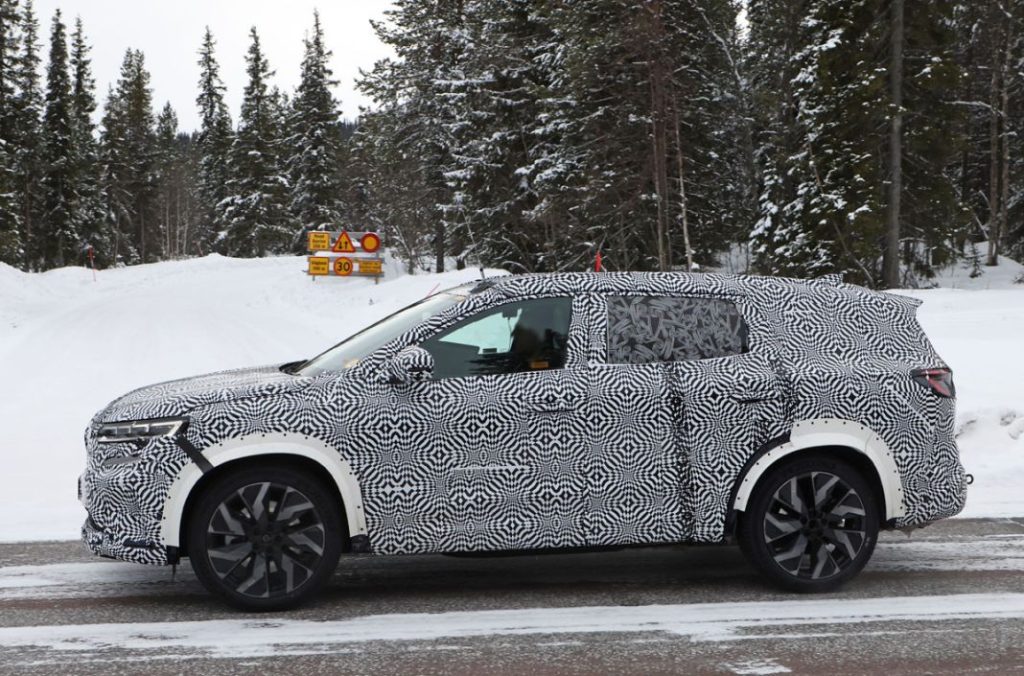 Renault Espace, estas son las últimas fotos espía 11 Motor16 Renault Espace 9 Motor16