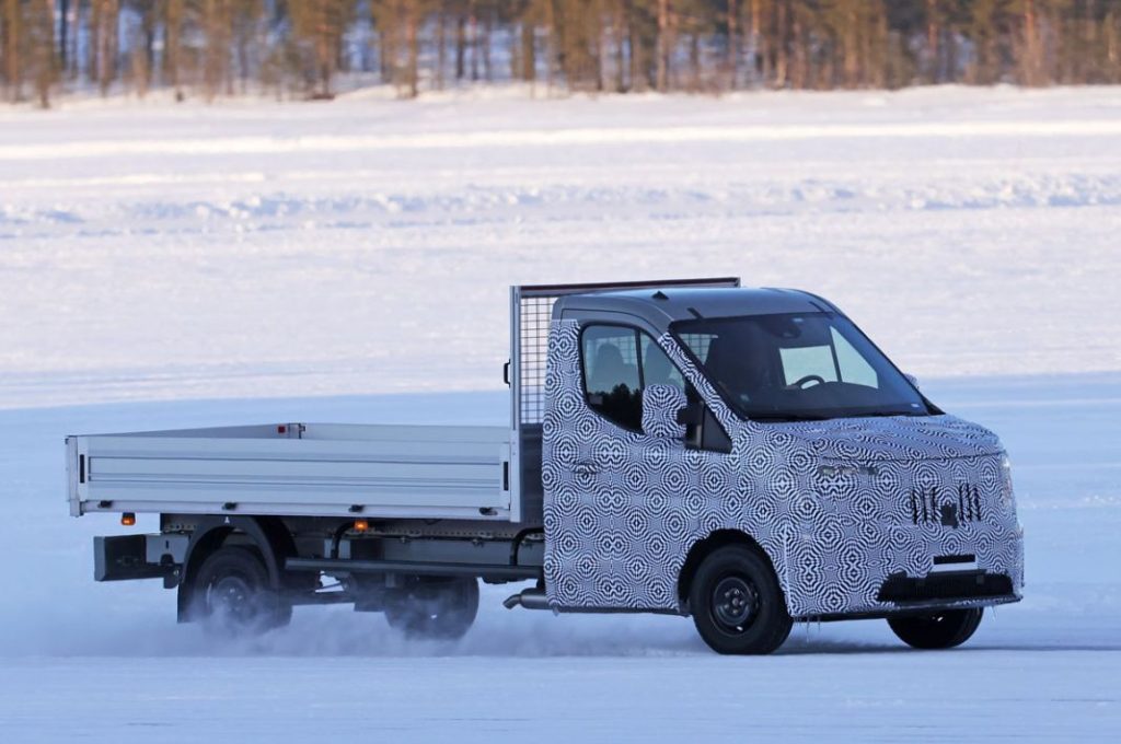 Renault Master Flatbed 6 Motor16