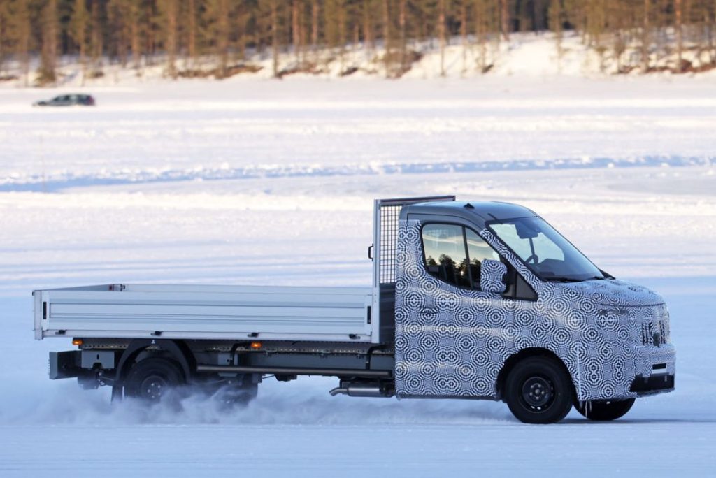 Renault Master Flatbed 7 Motor16