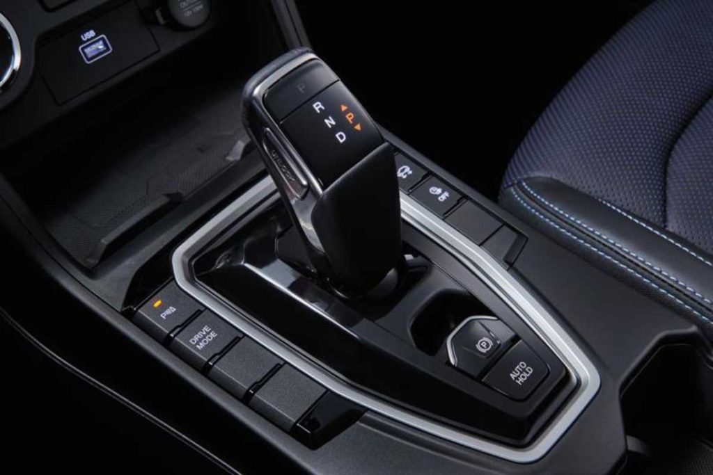 SsangYong Korando e-Motion: Conducimos el primer eléctrico de la marca coreana 20 Motor16 SsangYong Korando e Motion cambio Motor16