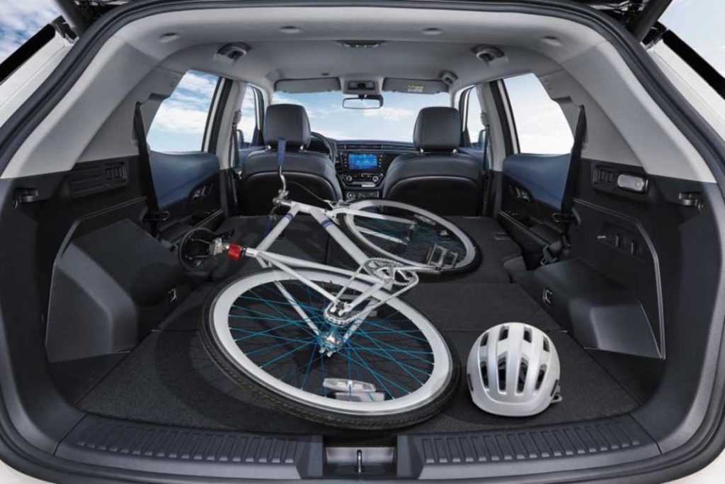 SsangYong Korando e-Motion: Conducimos el primer eléctrico de la marca coreana 24 Motor16 SsangYong Korando e Motion maletero asientos tumbados Motor16