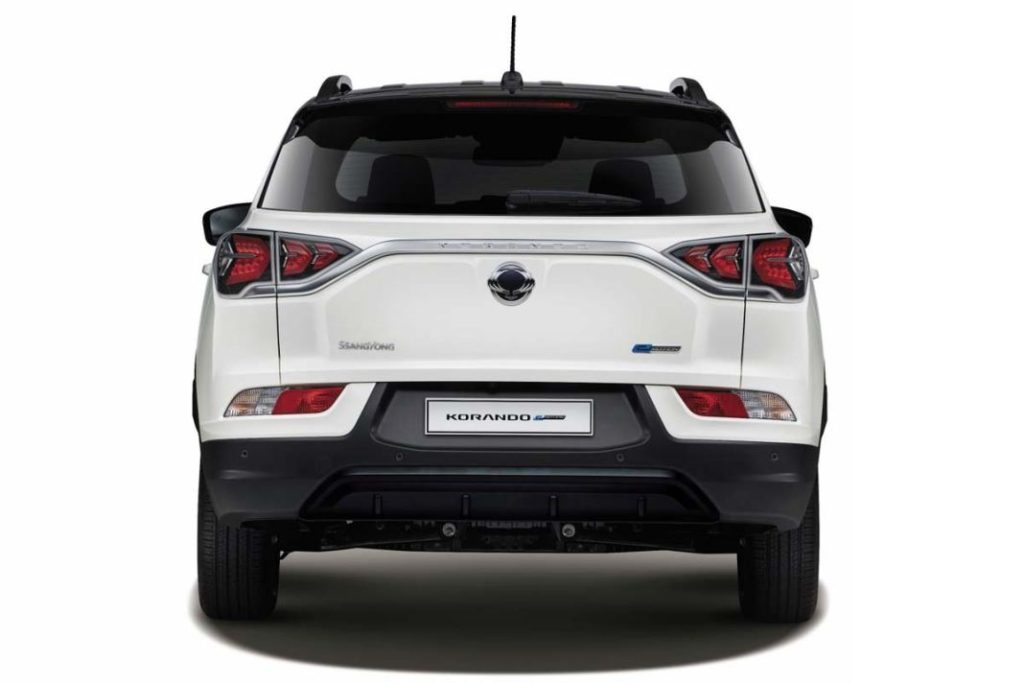 SsangYong Korando e-Motion: Conducimos el primer eléctrico de la marca coreana 6 Motor16 SsangYong Korando e Motion trasera Motor16