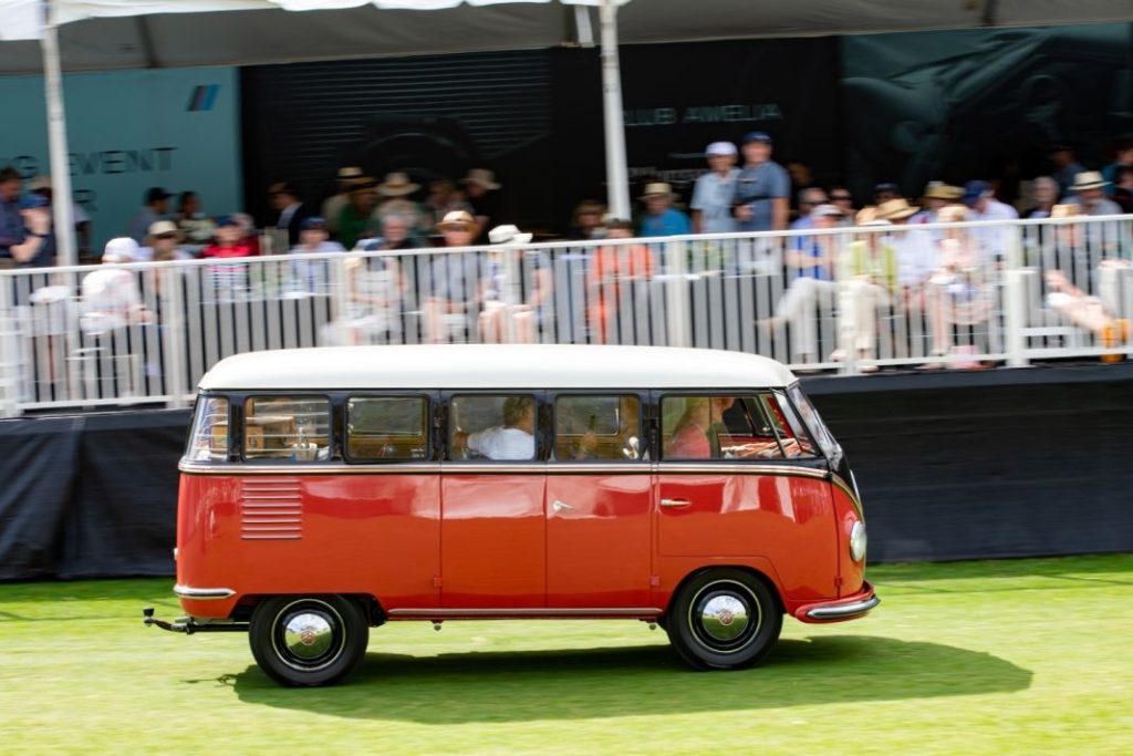 Este Volkswagen T1 es la furgo más elegante del mundo 5 Motor16 Volkswagen T1 bus amelia island 9 Motor16