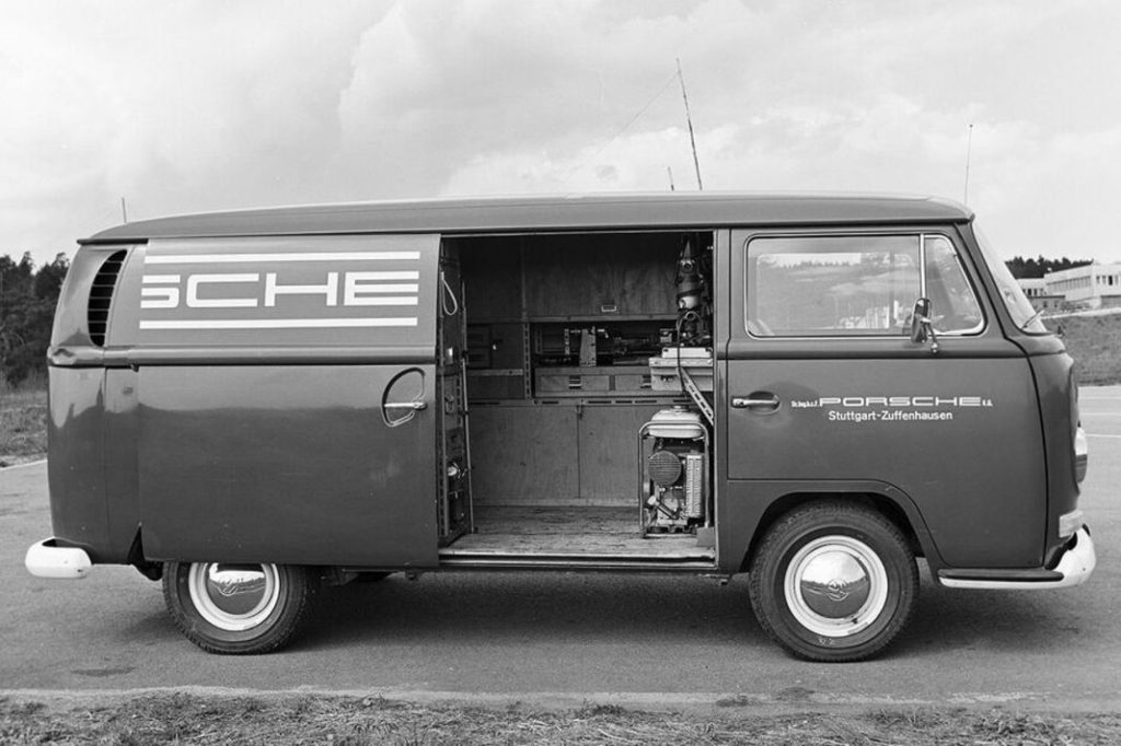 Volkswagen ID.Buzz Porsche Renndienst 11 Motor16