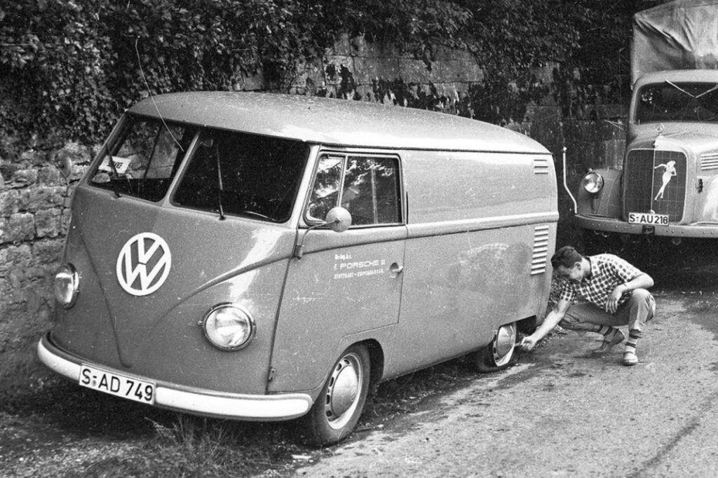 Volkswagen ID.Buzz Porsche Renndienst 12 Motor16