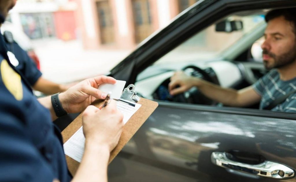 Esta semana la DGT se pone seria: va a revisar todos estos elementos de tu coche a fondo 1 Motor16 dgt 3 Motor16