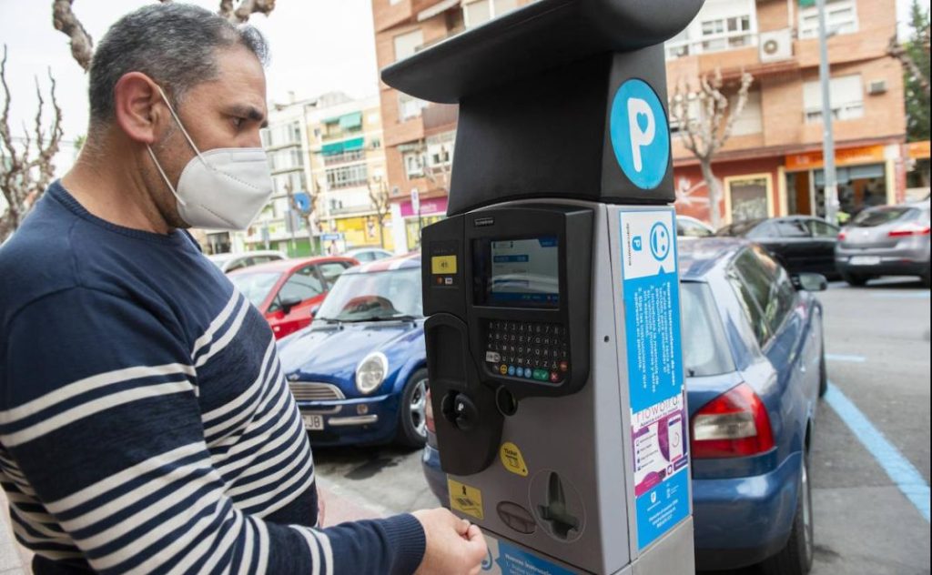 La llegada de los nuevos parquímetros a diferentes zonas de Madrid aviva el 'Efecto frontera' 241 Motor16 barrios