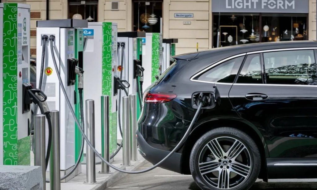 Los coches gasolina y diésel tienen una nueva fecha de caducidad 124 Motor16 reducir