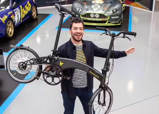 Esta moto es eléctrica, cuesta 3.000 euros y es la única que te puedes subir a tu casa 183 Motor16 Colibrí M22