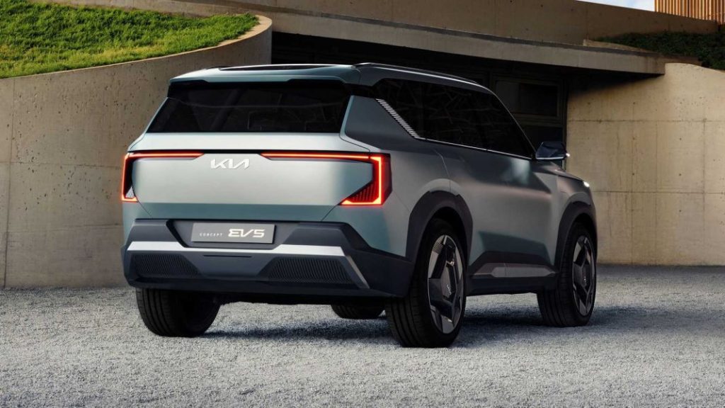 kia concept ev5 3 Motor16