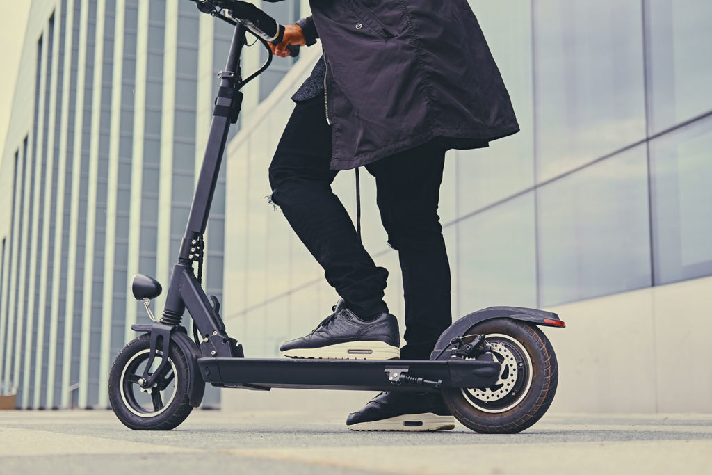¿Qué puedo hacer si me atropella un patinete eléctrico? 39 Motor16 emergencia