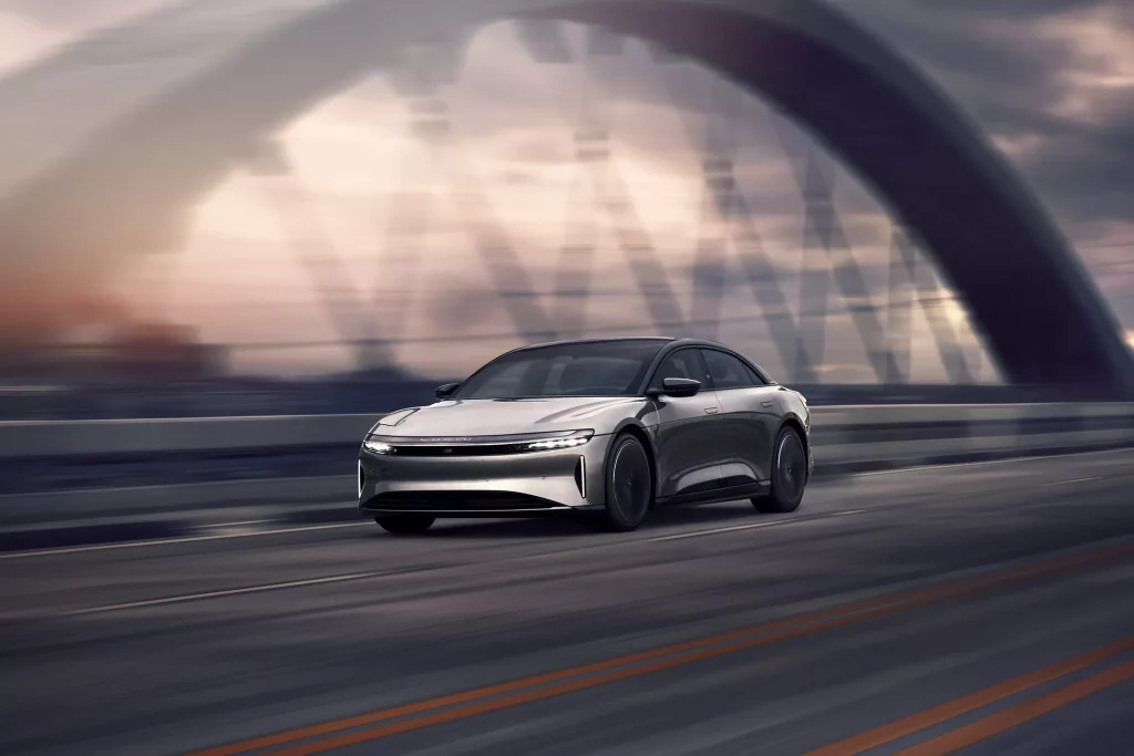 2023 Lucid Air. Coche eléctrico. Imagen movimiento.