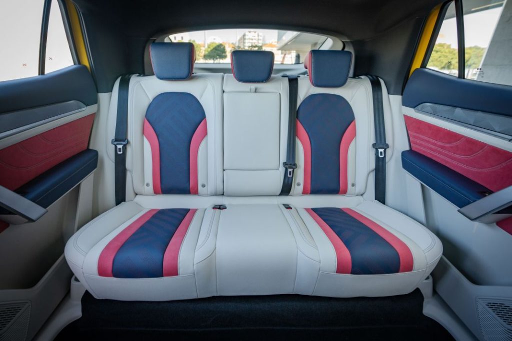 El Aiways U6 apuesta por la diferencia 9 Motor16 2023 aiways u6 al volante 4 min Motor16