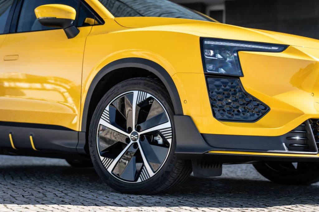 Conducimos el Aiways U6, la segunda bomba del fabricante chino 4 Motor16 2023 aiways u6 al volante 7 min Motor16