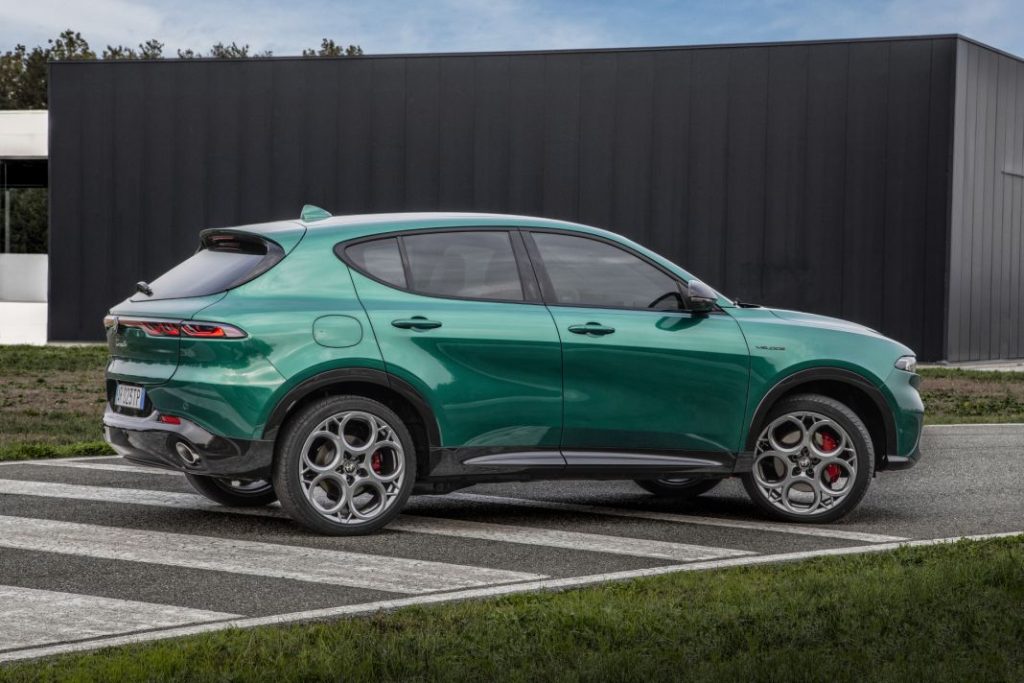 2023 alfa romeo tonale phev q4 10 1 Motor16