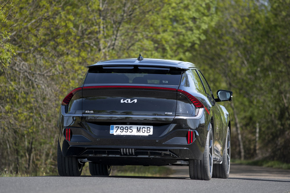 Conducimos el Kia EV6 GT, un silencioso matagigantes 11 Motor16 2023 kia ev6 gt al volante 14 Motor16