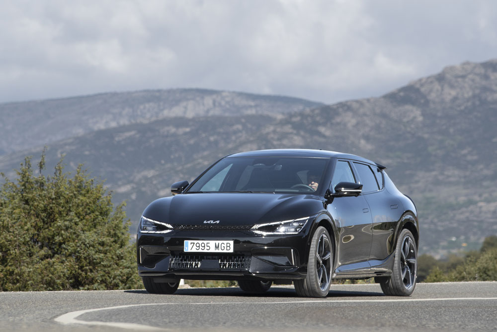 Conducimos el Kia EV6 GT, un silencioso matagigantes 14 Motor16 2023 kia ev6 gt al volante 19 Motor16