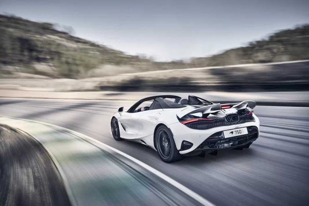 2023 McLaren 750S. Imagen portada.