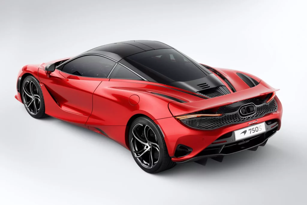 2023 mclaren 750s coupe 34 Motor16