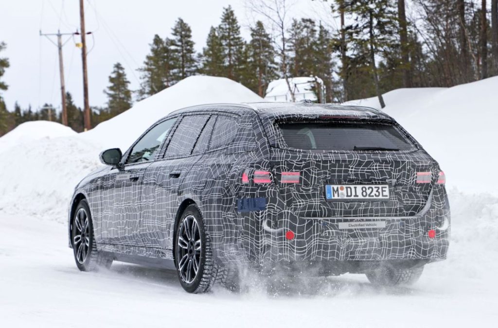 El BMW i5 Touring, espiado de nuevo 14 Motor16 BMW i5 Touring 12 Motor16