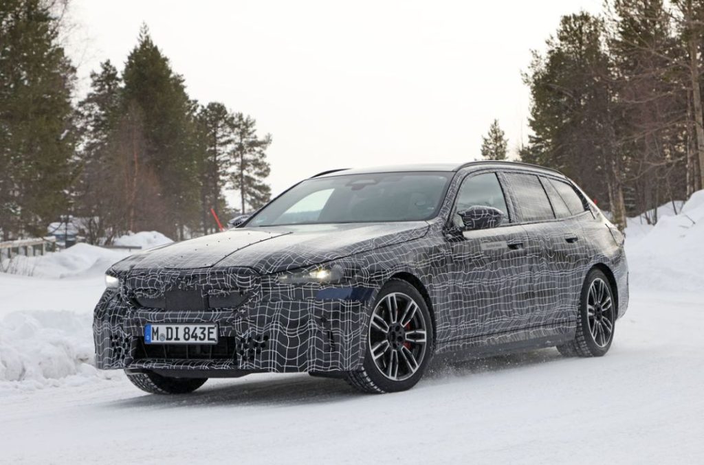 El BMW i5 Touring, espiado de nuevo 16 Motor16 BMW i5 Touring 14 Motor16