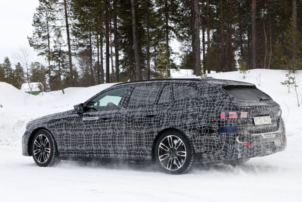 El BMW i5 Touring, espiado de nuevo 20 Motor16 BMW i5 Touring 18 Motor16