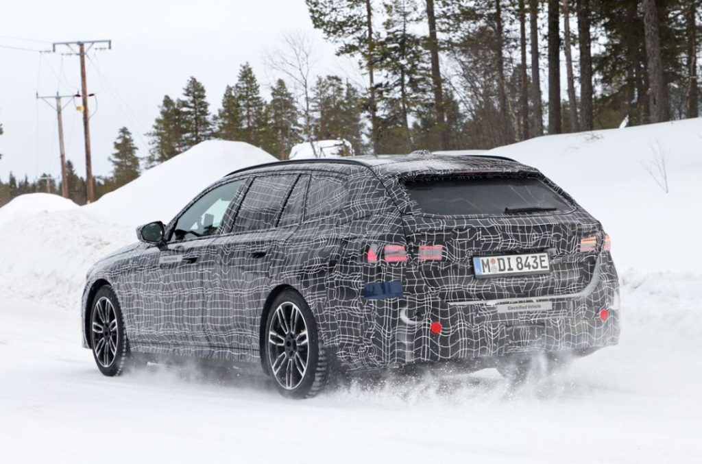 El BMW i5 Touring, espiado de nuevo 21 Motor16 BMW i5 Touring 19 Motor16