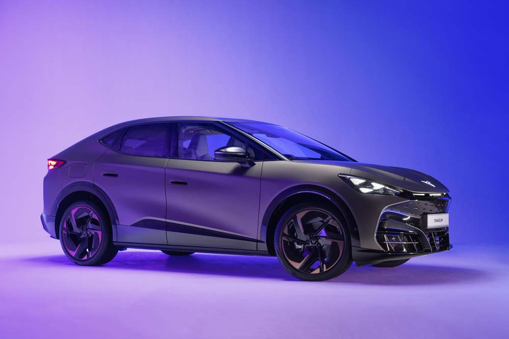 Cupra hace las maletas para cruzar el océano en 2030 1 Motor16 2024 Cupra Tavascan. Imagen estudio.