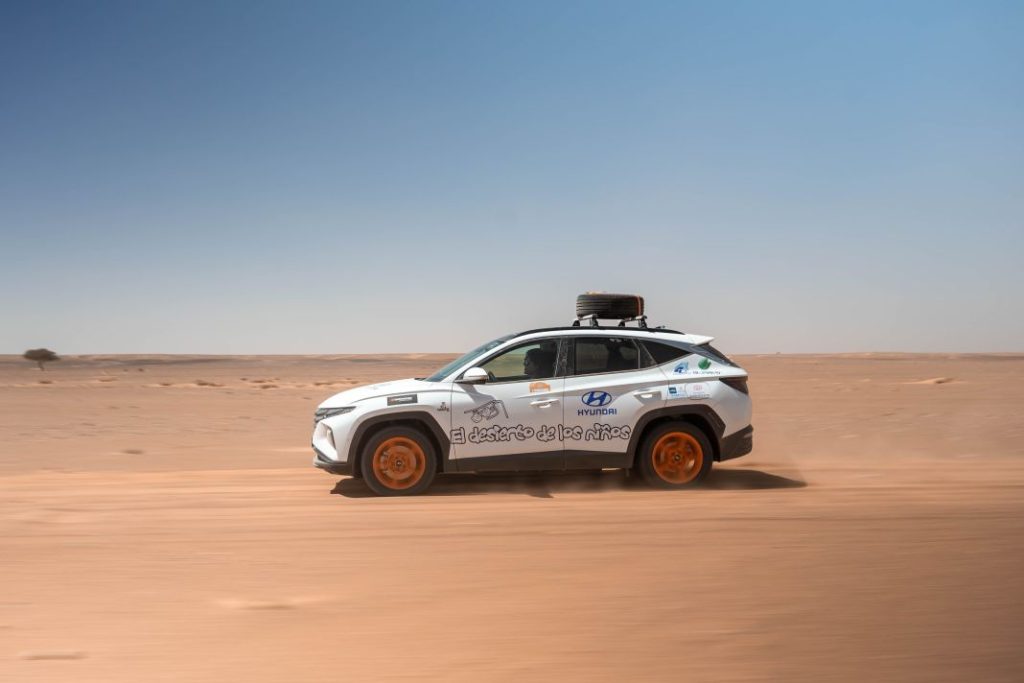 Hyundai Ioniq 5 AWD: El Desierto de los Niños ha sido más solidario que nunca… y más eléctrico 24 Motor16 El Desierto de los ninos 29 Motor16